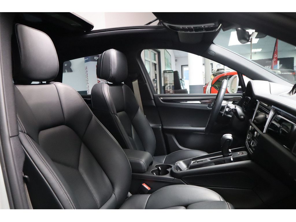 Porsche Macan 2.9 S Facelift PASM Panorama PDLS+ 20"