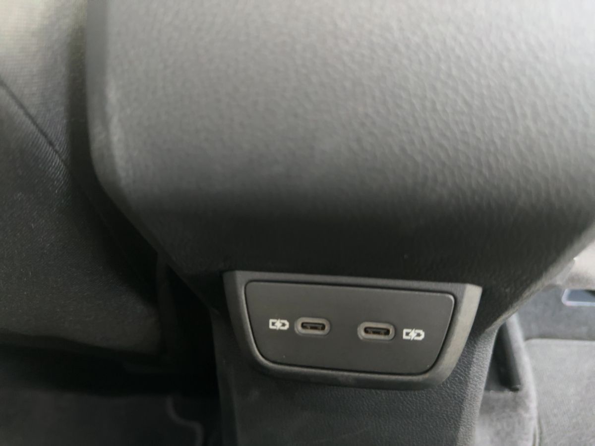 Volkswagen Taigo 1.0 TSI Style - Samsaru's Car Outlet
