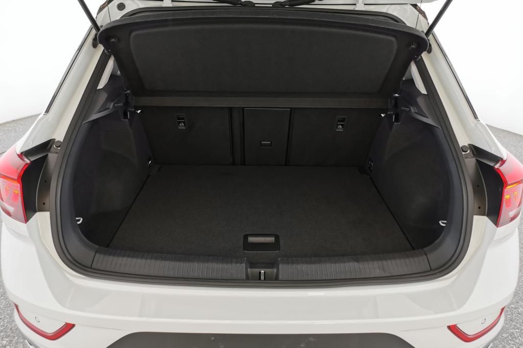 Volkswagen T-Roc Style 1.5 TSI DSG - Samsaru's Car Outlet
