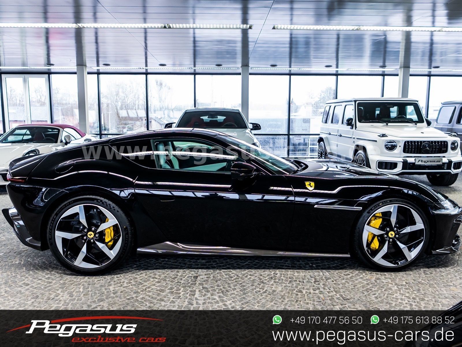 Ferrari 12 Cilindri CARBON*KAMERA*LIFT*PANORAMA*
