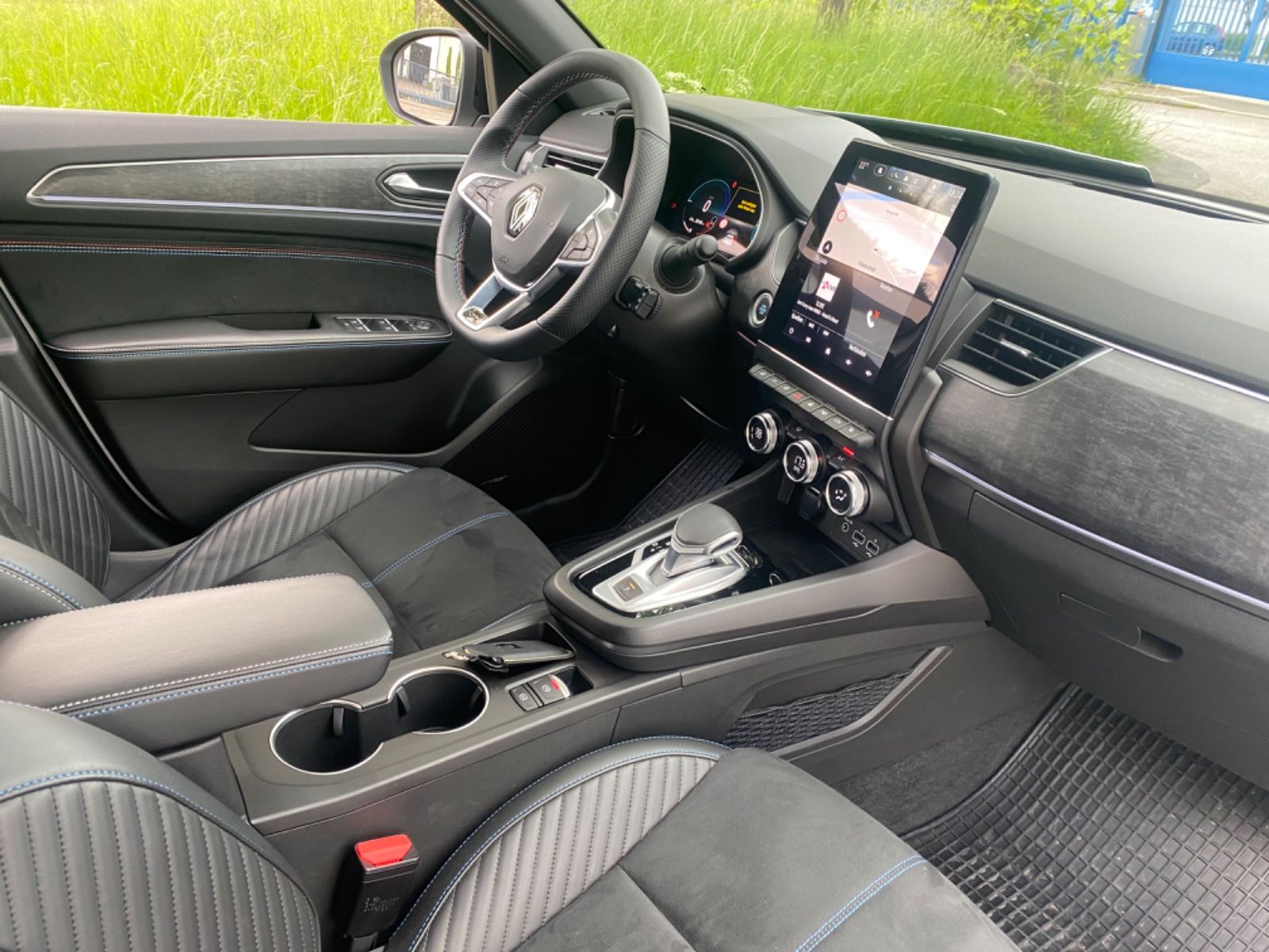 Renault Arkana Esprit Alpine - Samsaru's Car Outlet