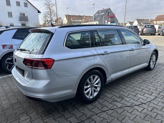 Volkswagen Passat Variant 2.0 TDI DSG Comfort - Samsaru's Car Outlet