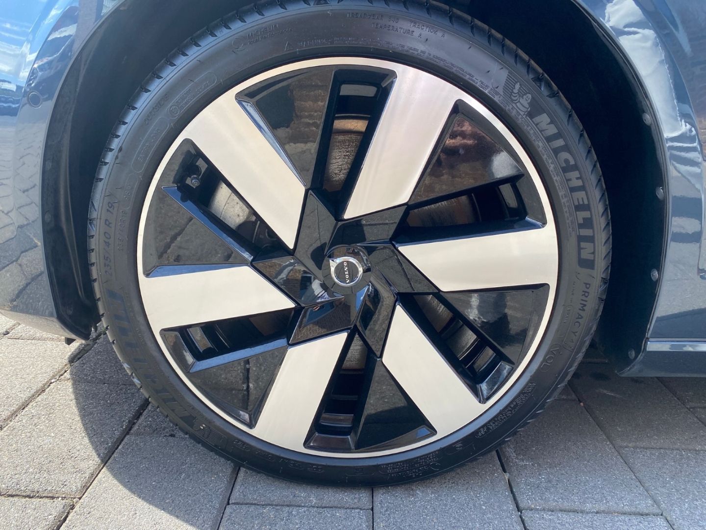 Volvo S60 T8 Recharge Ultimate Dark Plug-In Hybrid AWD