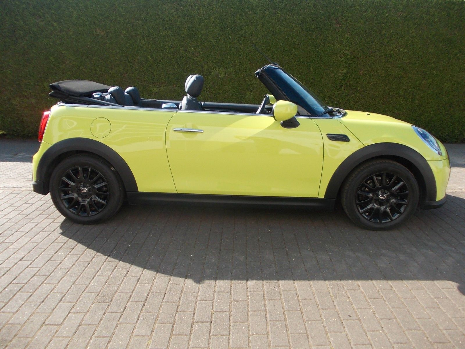 MINI COOPER Cabrio Cooper Classic - Samsaru's Car Outlet