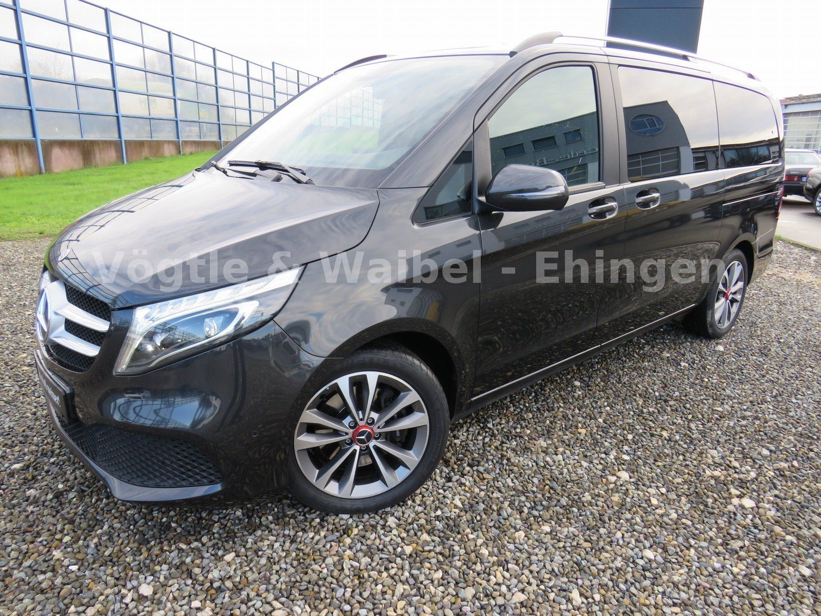 Mercedes-Benz V 300 d ED Lang - Samsaru's Car Outlet