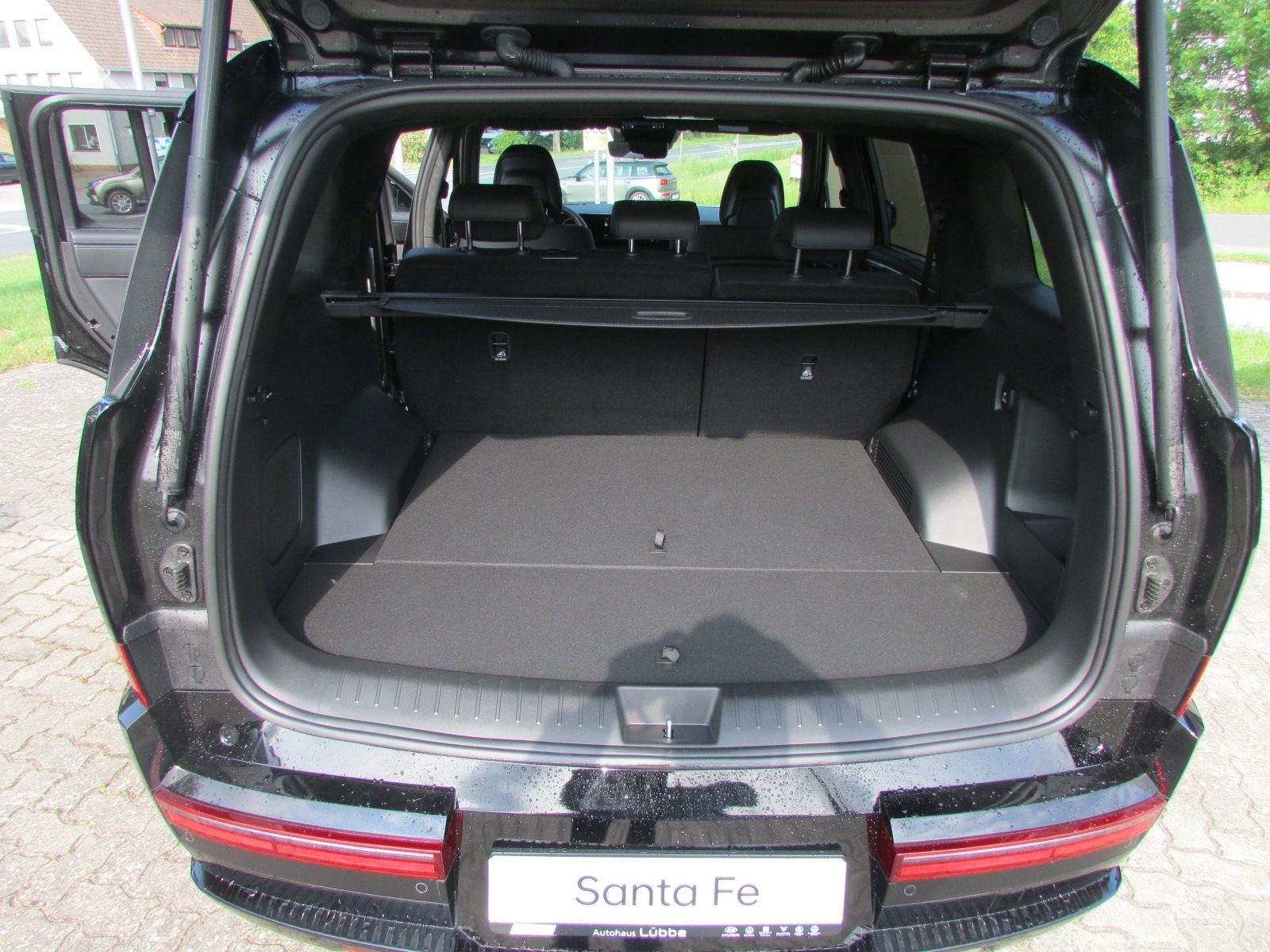 Hyundai Santa Fe Blackline 1.6 T-GDI PHEV 4WD - Samsaru's Car Outlet