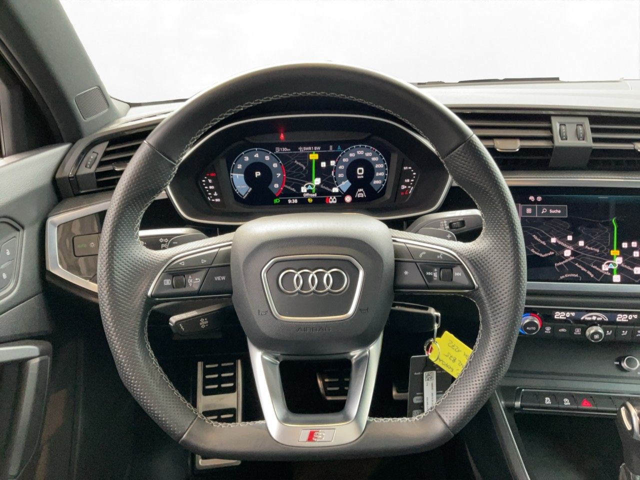 Audi Q3 40 TFSI quattro S-line - Samsaru's Car Outlet