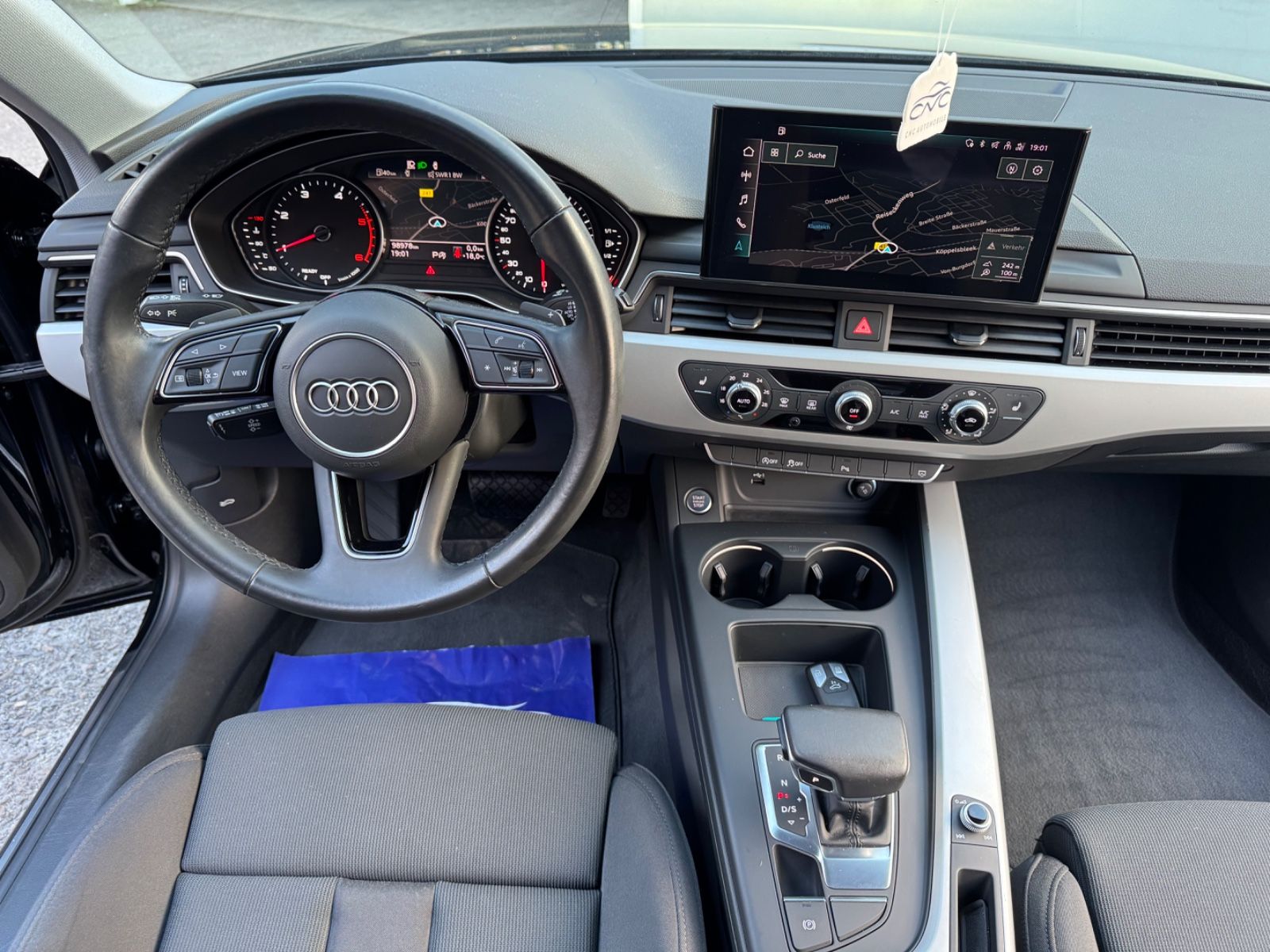 Audi A4 Avant 35 TDI - Samsaru's Car Outlet