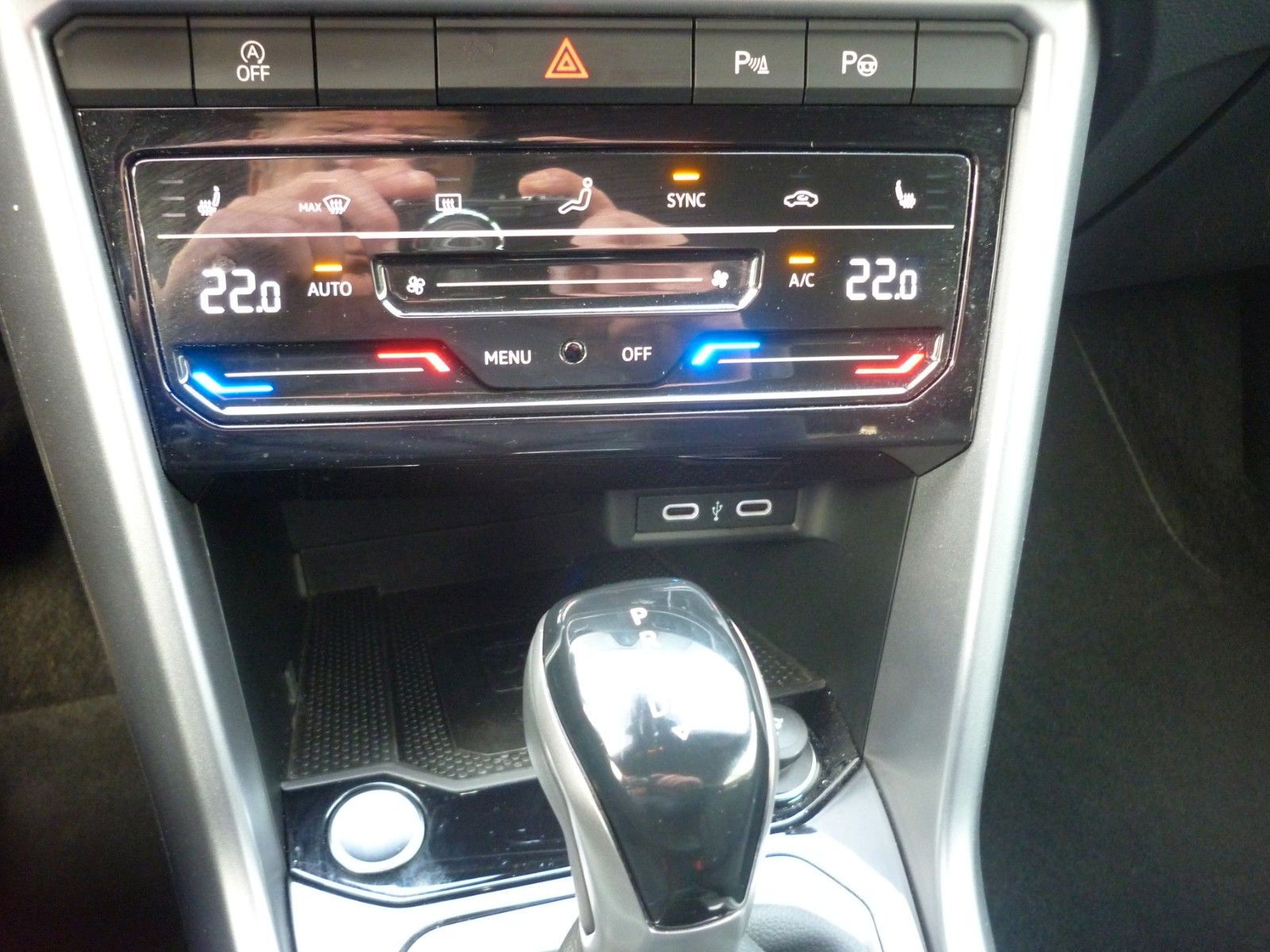 Volkswagen T-Roc Style - Samsaru's Car Outlet