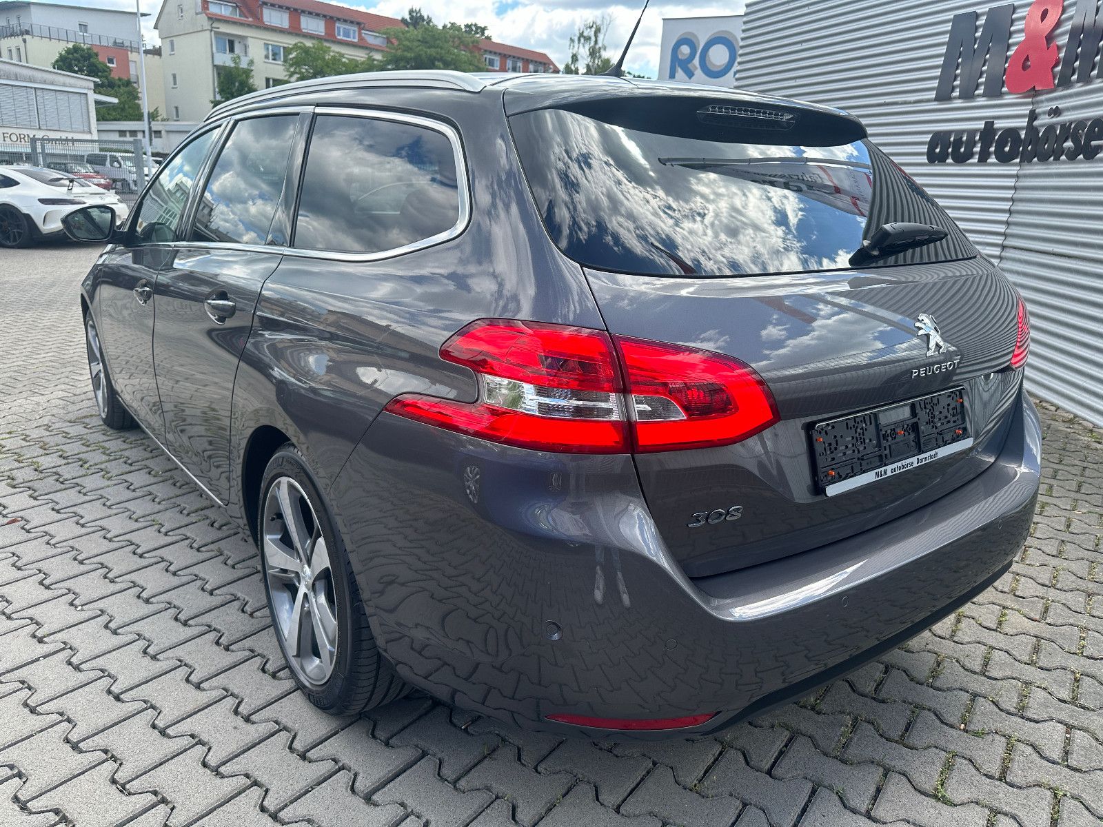 Peugeot 308 SW Allure - Samsaru's Car Outlet