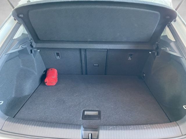 Volkswagen T-Roc Life 1.0 l TSI - Samsaru's Car Outlet