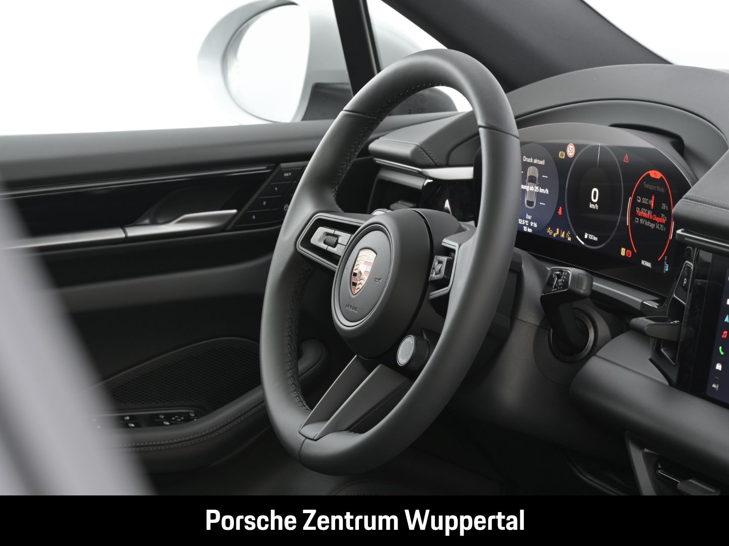 Porsche Macan 4S Surround-View LED-Matrix Abstandstempom