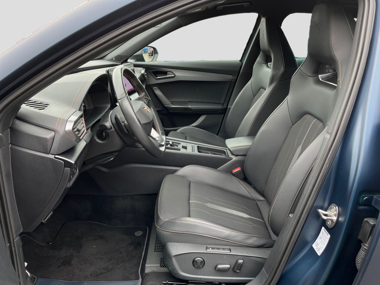 Cupra Formentor VZ 2.0TSI DSG 4Drive AHK Cam DCC Pano