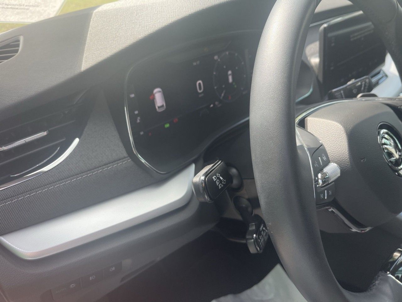 Skoda Octavia STYLE 2.0TDI DSG - Samsaru's Car Outlet