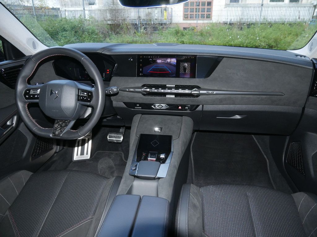 DS Automobiles DS 4 E-TENSE 225 Performance Line + MATRIX-LED