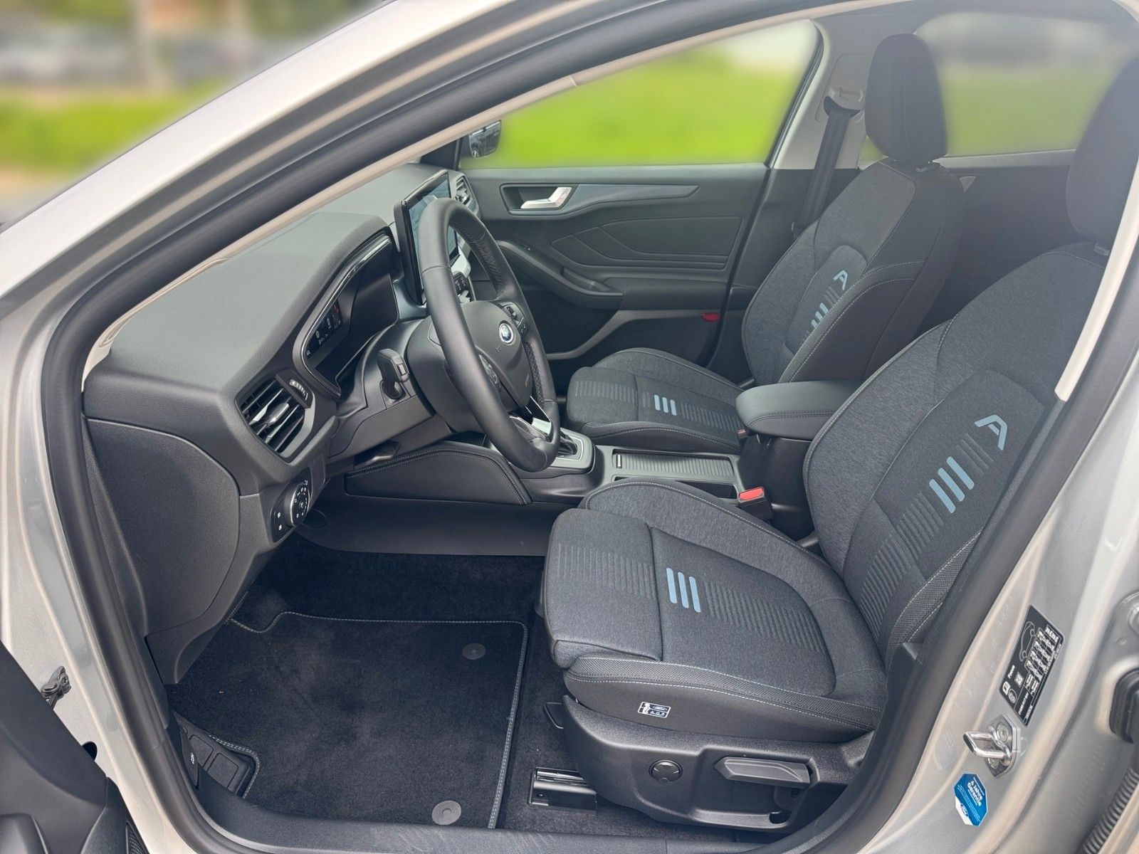 Ford Focus 1.0 HYBRID Aut. Active X |GJR|ERGO-Sitz|