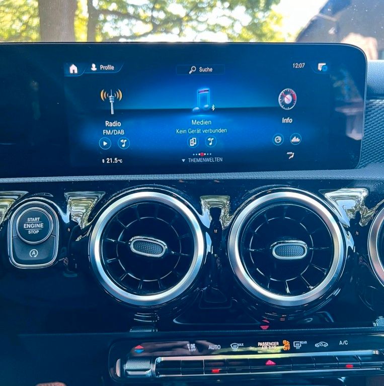Mercedes-Benz A 180 A -Klasse A 180 - Samsaru's Car Outlet