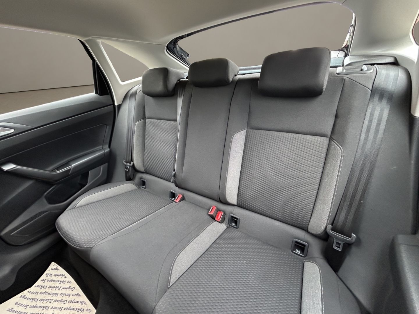 Volkswagen Taigo 1.0 TSI ''X-tra'' DSG - Samsaru's Car Outlet