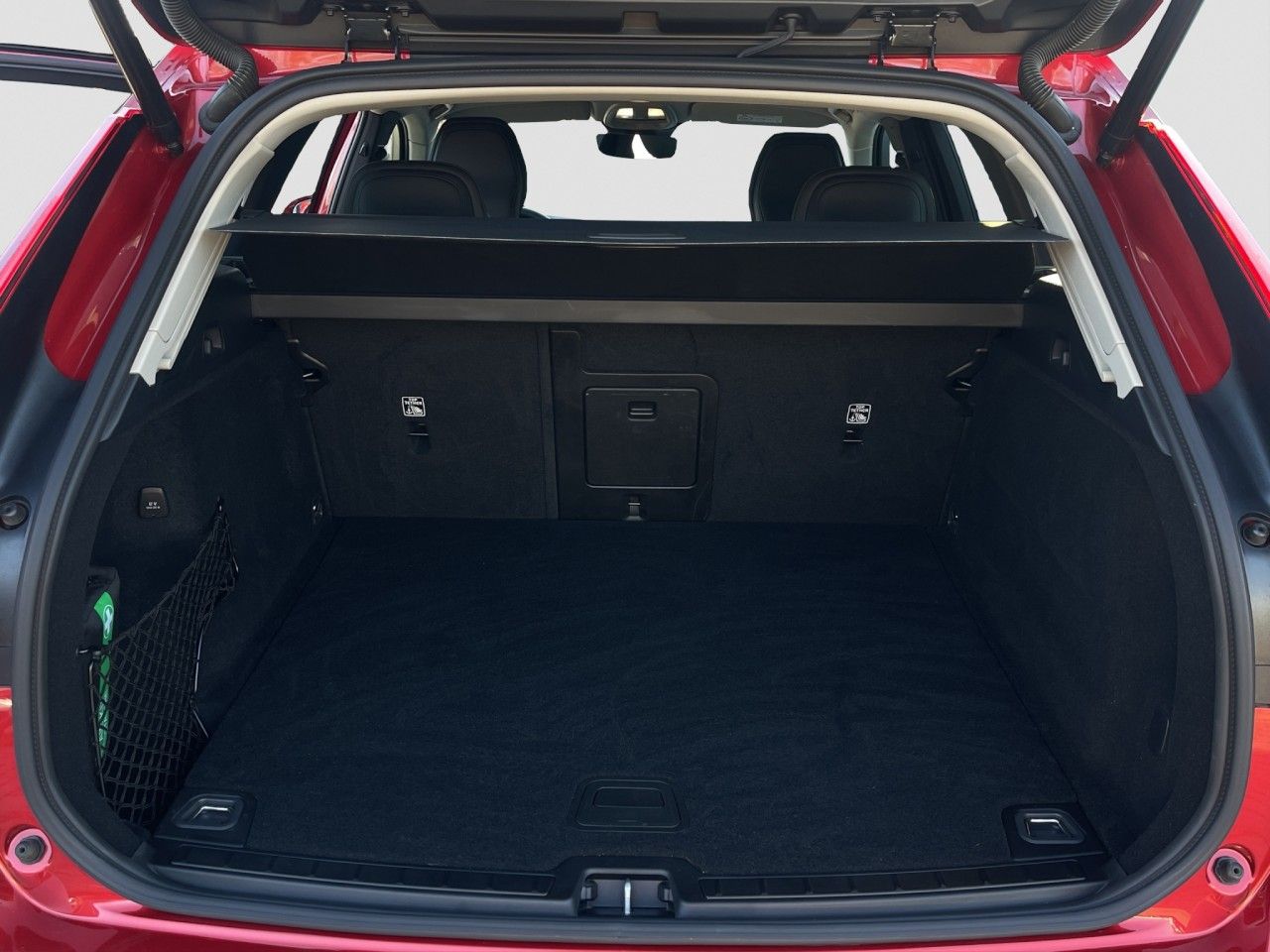 Volvo XC60 B4 Core/Leder/Navi/LED/BLIS/4xSHZ/hzb.LK