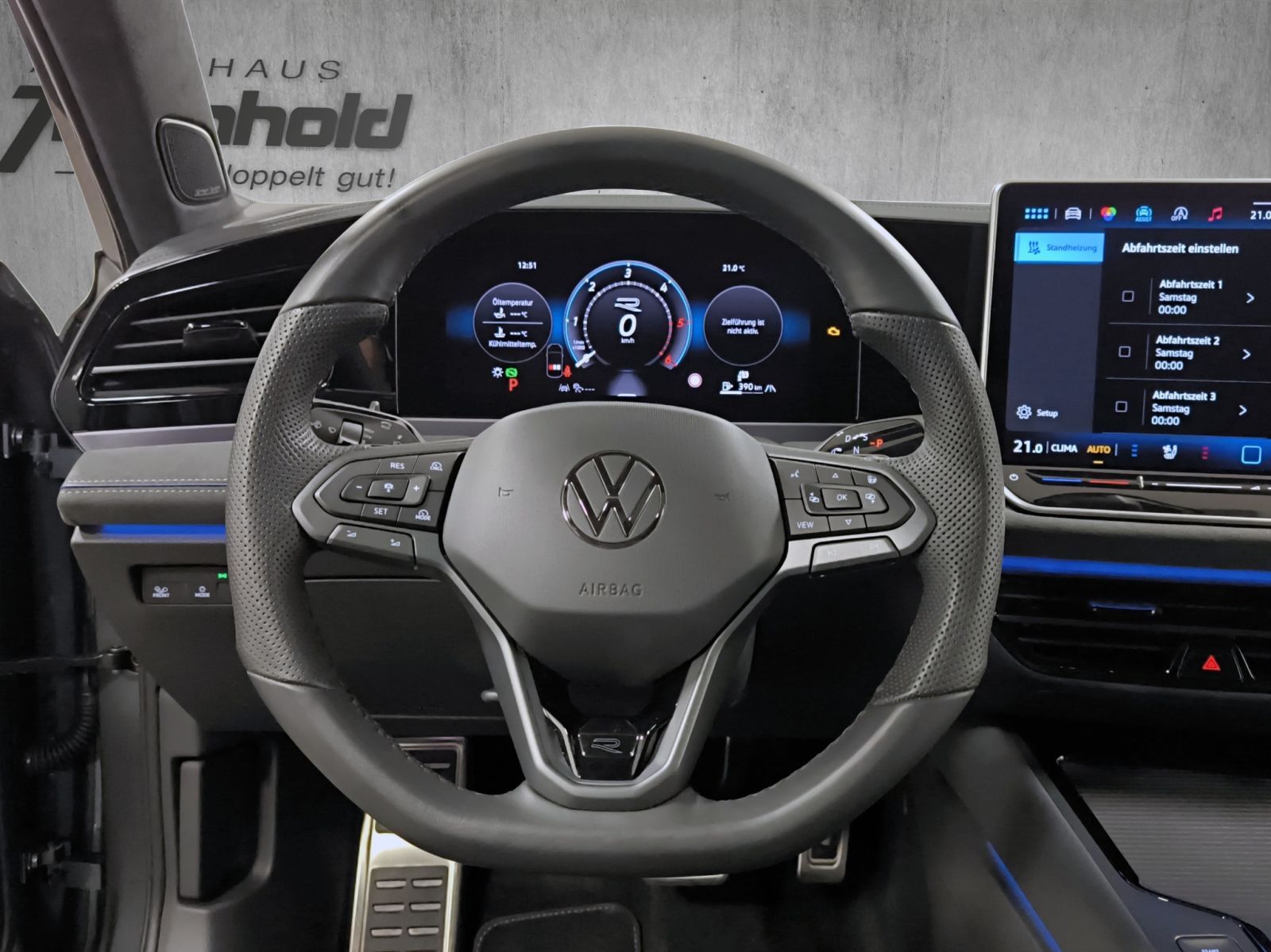 Volkswagen Passat 2.0 TDI DSG 4M R-Line "Signature", Standh