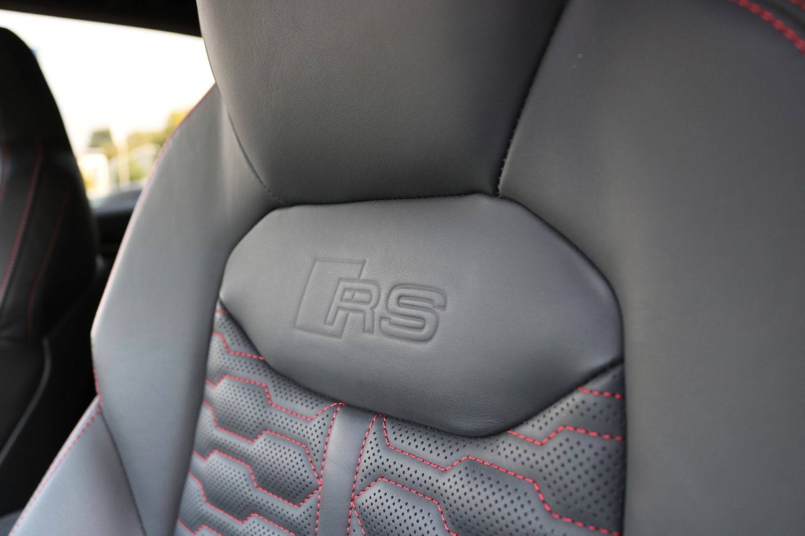 Audi RS Q8 /Pano/Keramik/Dynamic+/B&O/Massage/Matrix/