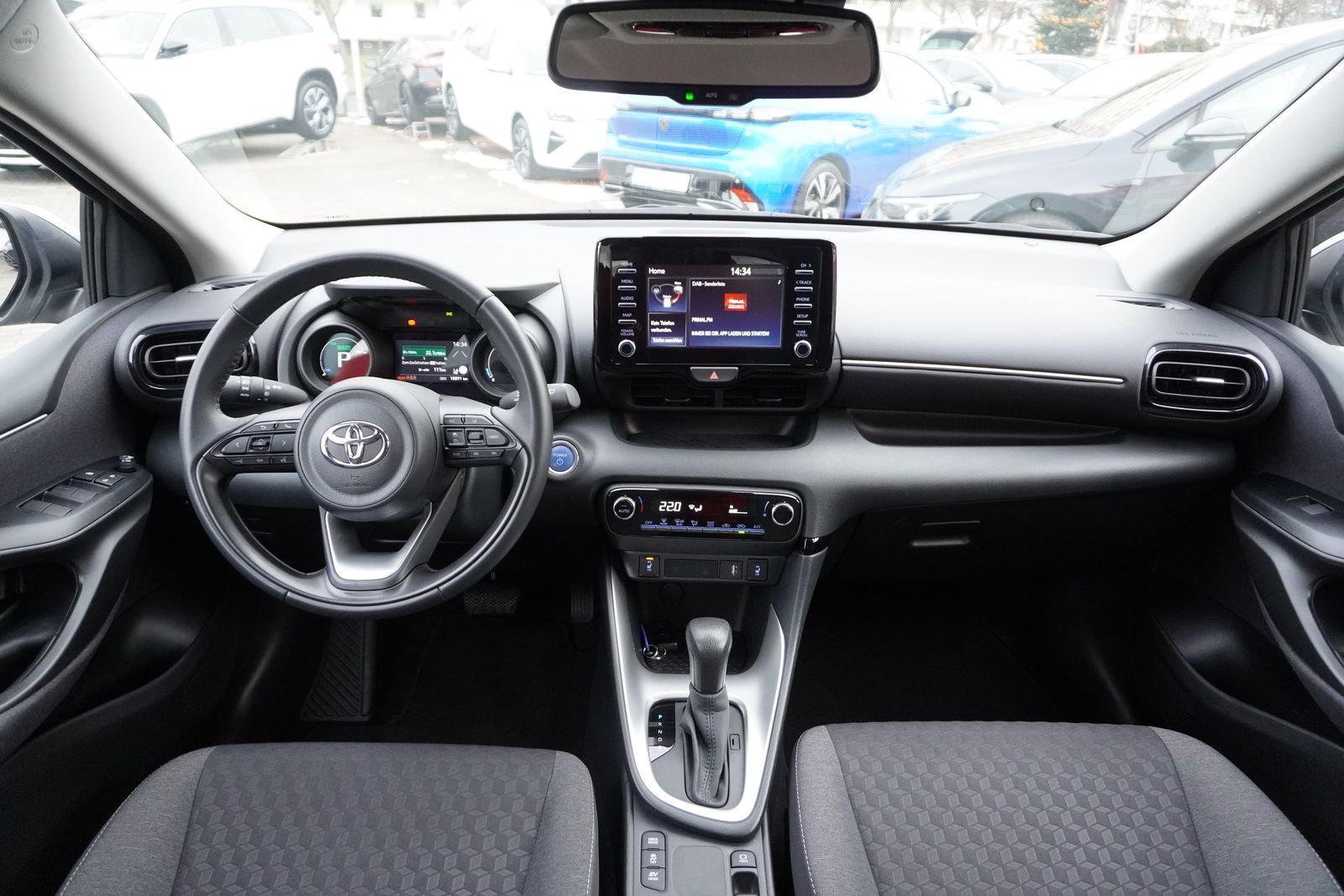 Toyota Yaris 1.5 Hybrid Team D Aut. LED ACC Kamera DAB