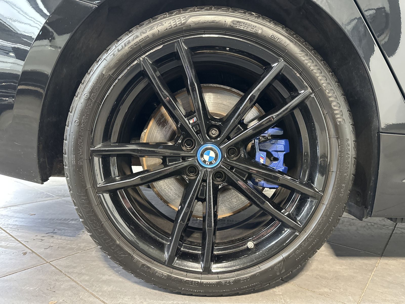 BMW 330e xDrive M-Sport NAV+LASER+360°+HEAD-UP+19ZO