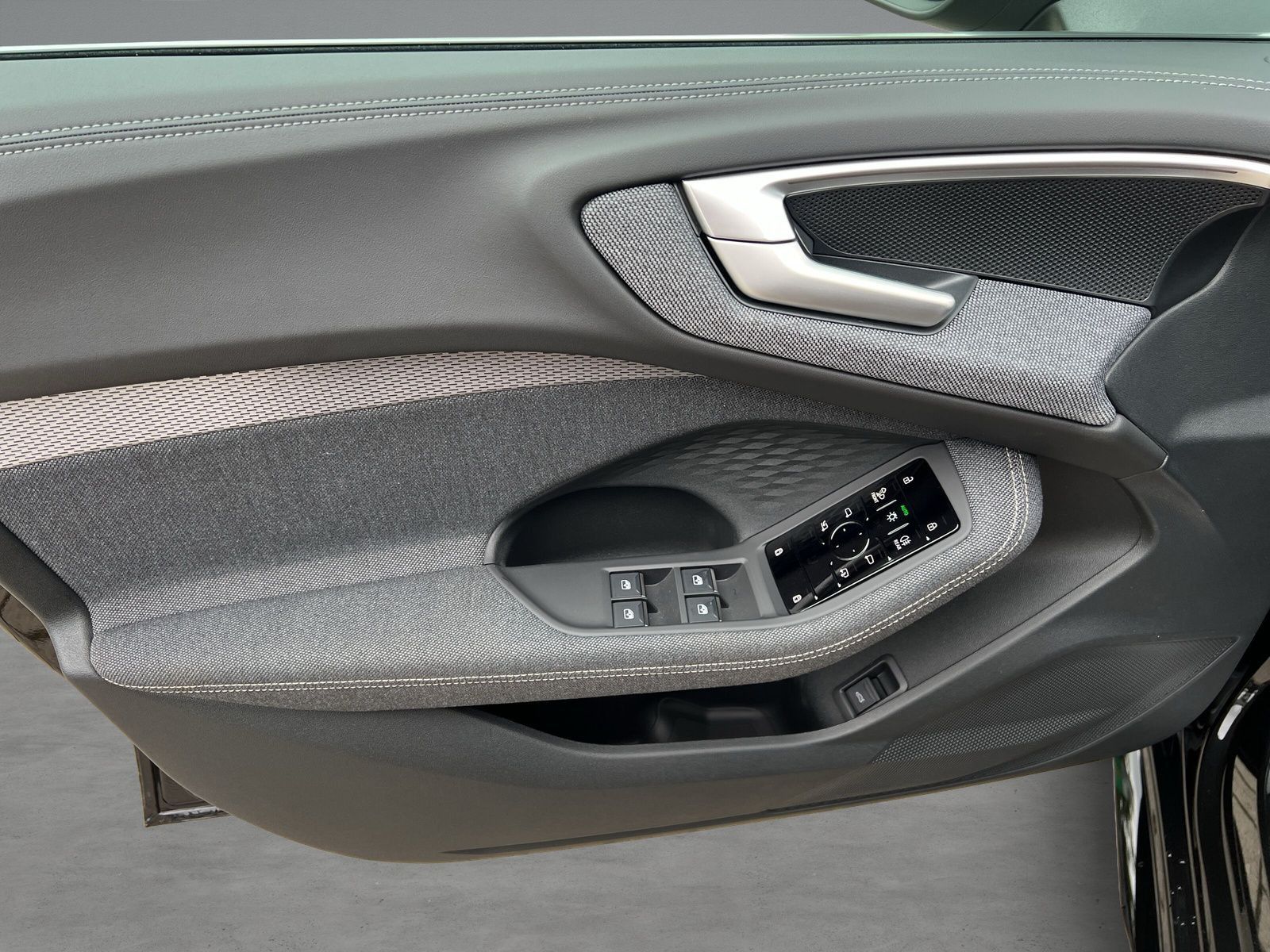 Audi A5 Avant TDI quattro S-LINE+LED+KAMERA+STDHZ+AHK