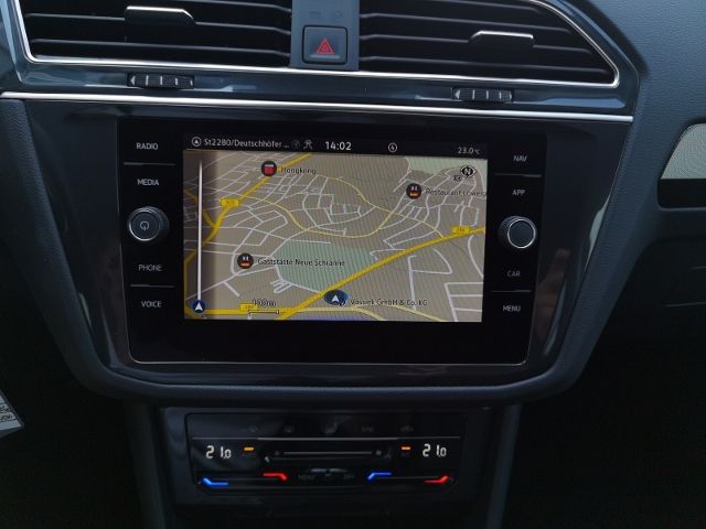 Volkswagen Tiguan 2.0 TDI Life - Samsaru's Car Outlet