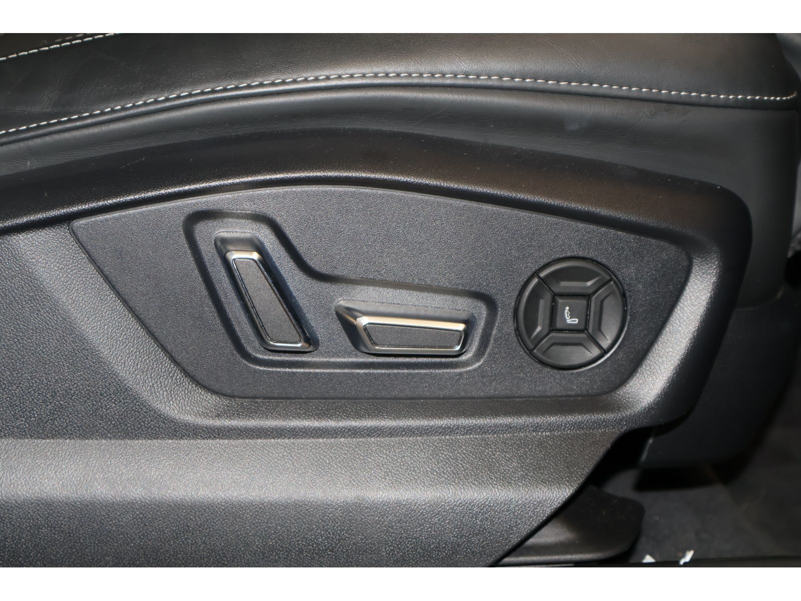Audi RS Q8 4.0 TFSI quattro B&O*Pano*LED *
