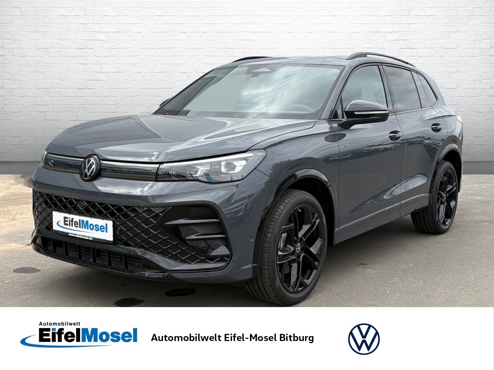 Volkswagen Tiguan R-Line 2.0 l TDI 4MOTION DSG ACC Pano AHK