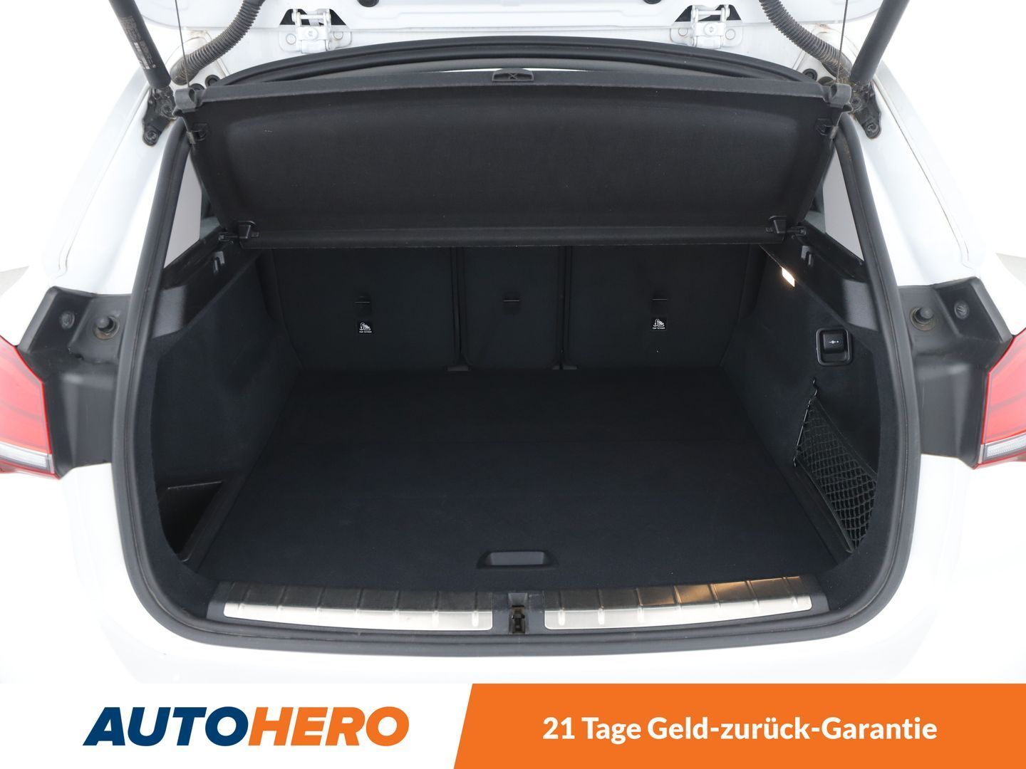 BMW X1 xDrive 20i xLine - Samsaru's Car Outlet
