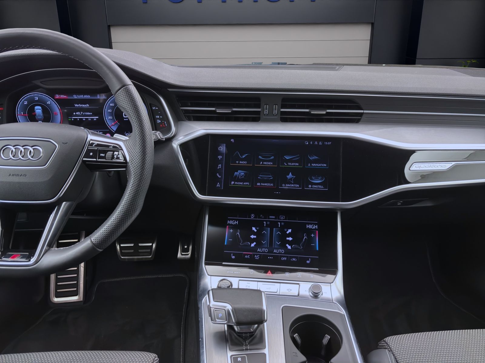 Audi A6 Avant 40 TDI Q S LINE STDHZG AHK MATRIX NAVI+