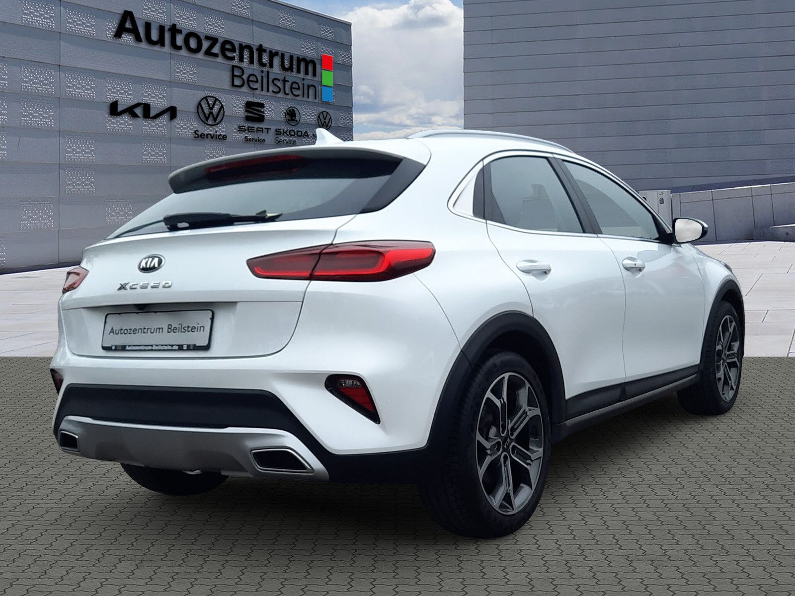 Kia XCeed 1.5 T-GDI DCT Spirit - Samsaru's Car Outlet