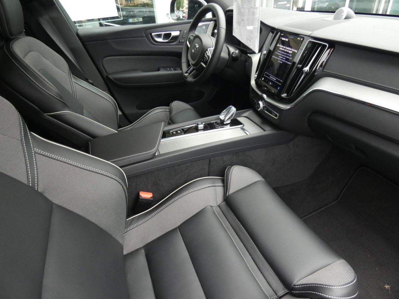 Volvo XC60 T6 AWD Ultra Black Ed. Plug-In (EURO 6e)