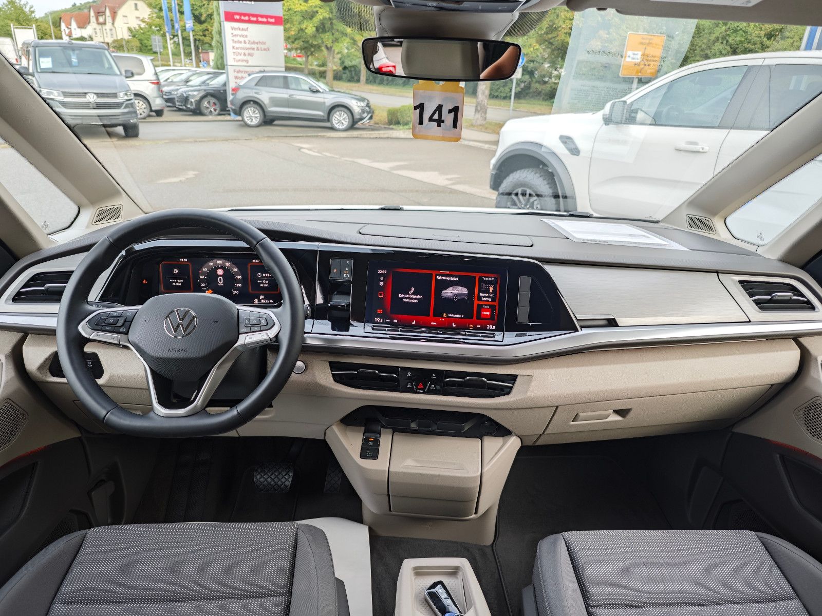 Volkswagen T7 Multivan Life - Samsaru's Car Outlet