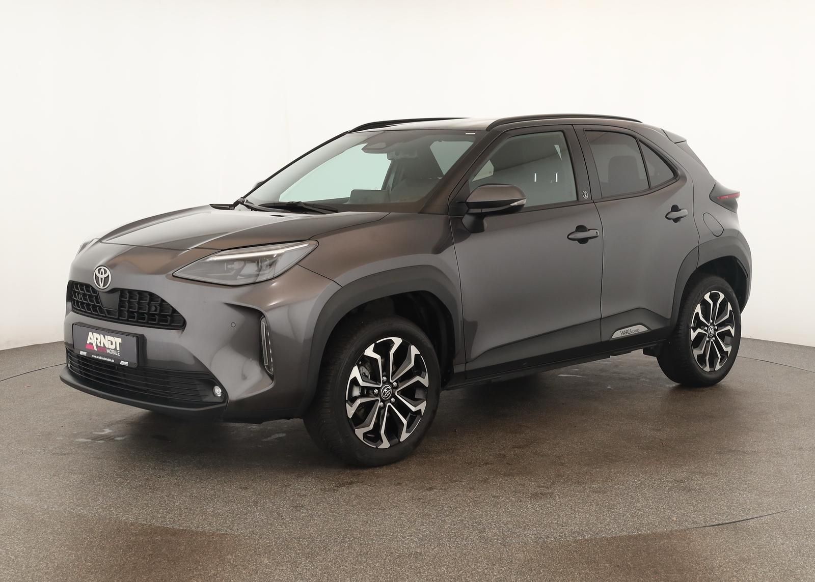 Toyota Yaris Cross CVT Team D LED Navi SHZ iACC Kam 17"