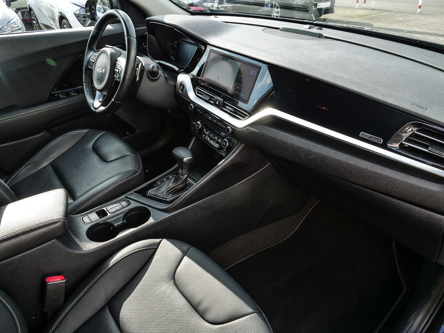 Kia Niro 1.6 GDI Spirit Plug-in Hybrid - Samsaru's Car Outlet
