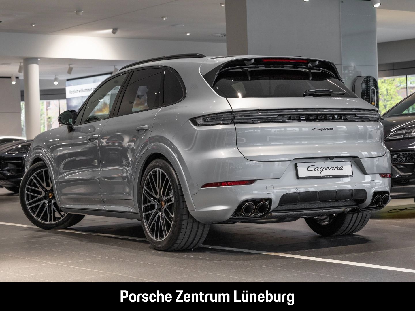 Porsche Cayenne BOSE Luftfederung Panorama Surround-View