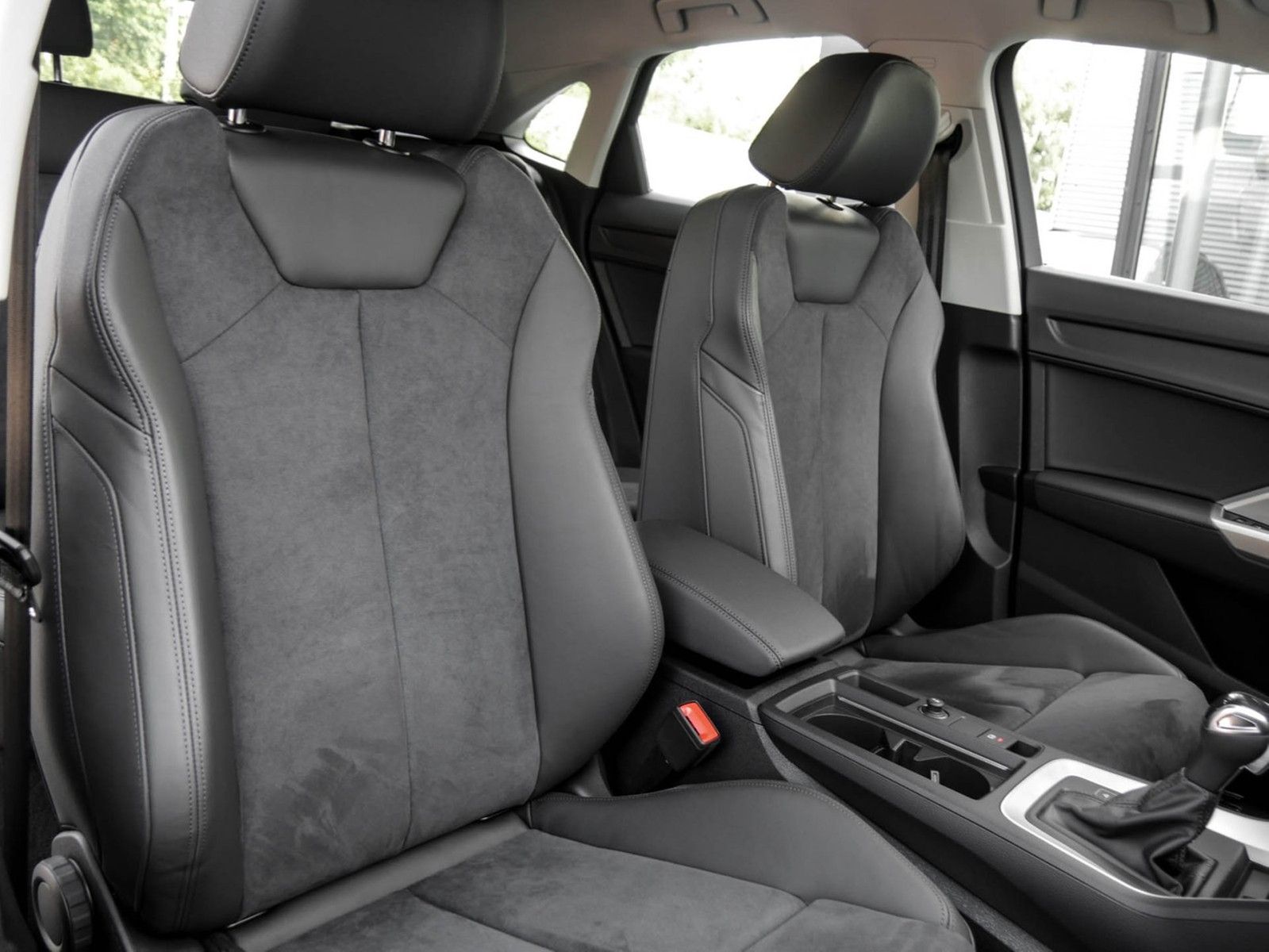 Audi Q3 Sportback 40 quattro S LINE - Samsaru's Car Outlet