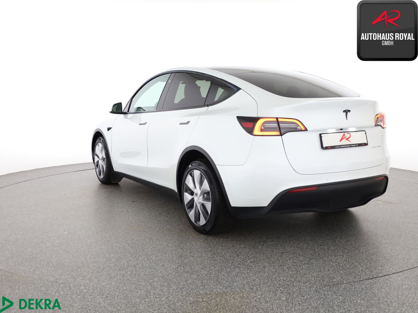 Tesla Model Y Long Range Dual AWD PANO,KEYLESS,360GRAD