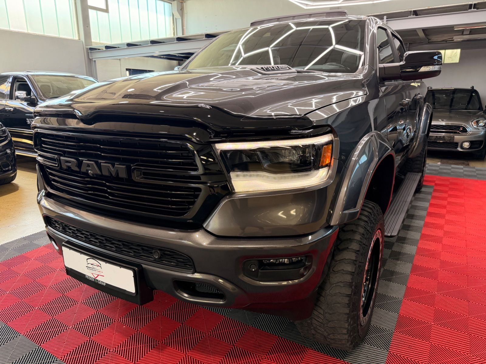Dodge RAM 1500 5.7 4X4 LARAMIE PANO LPG MonsterTruck