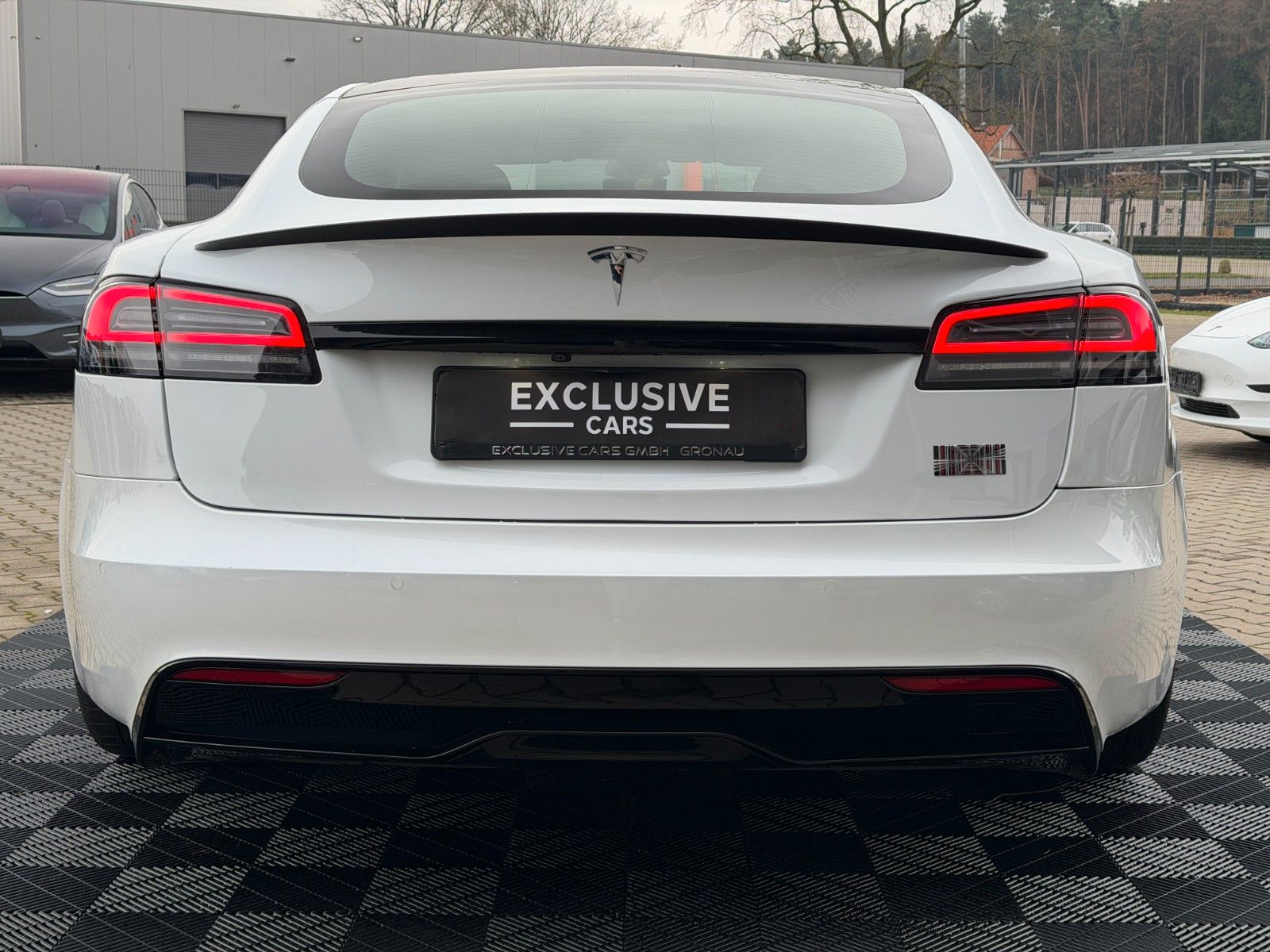 Tesla MODEL S PLAID | CARBON | 21" ARACHNID | TOW |