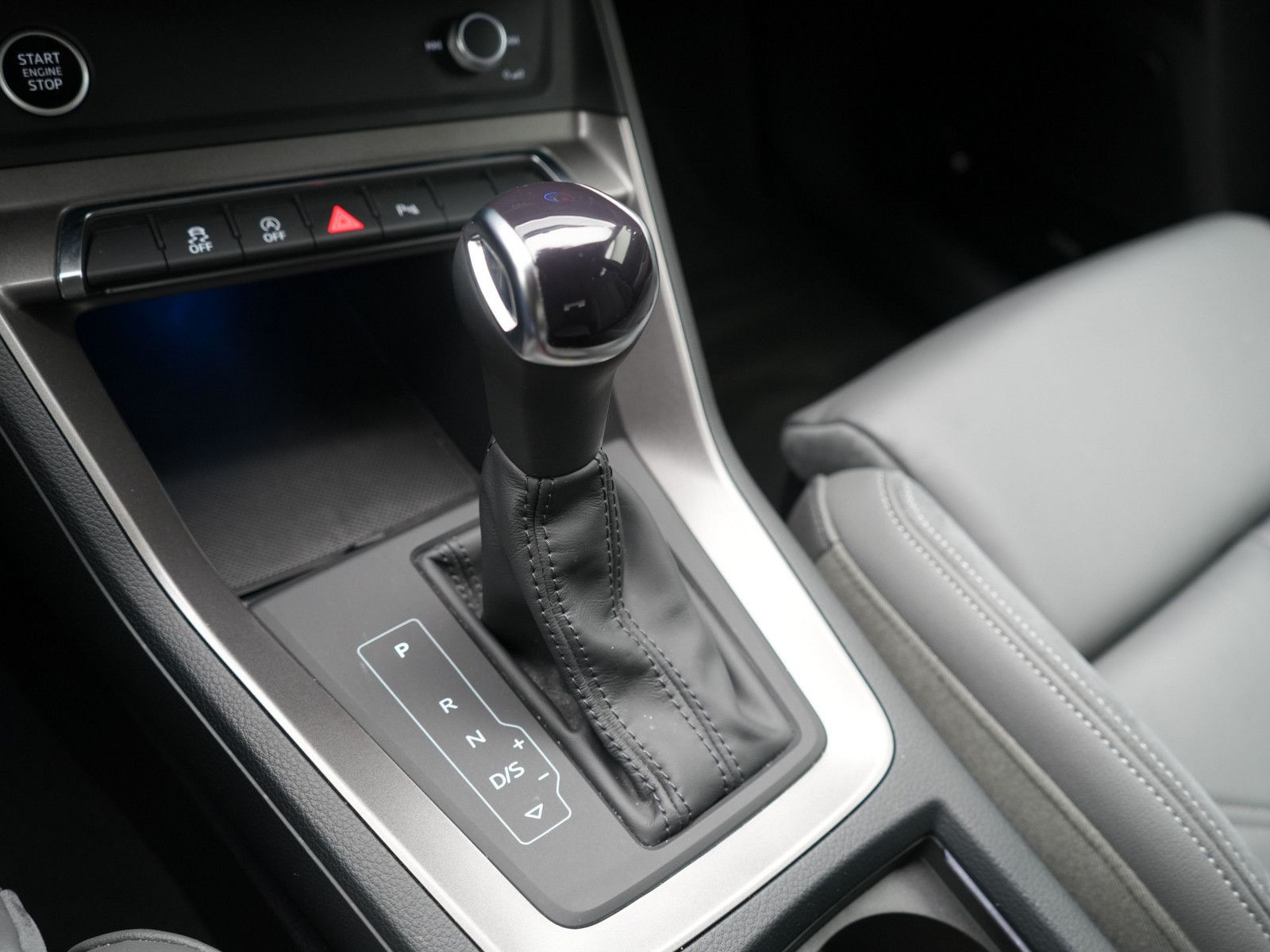 Audi Q3 quattro S line - Samsaru's Car Outlet