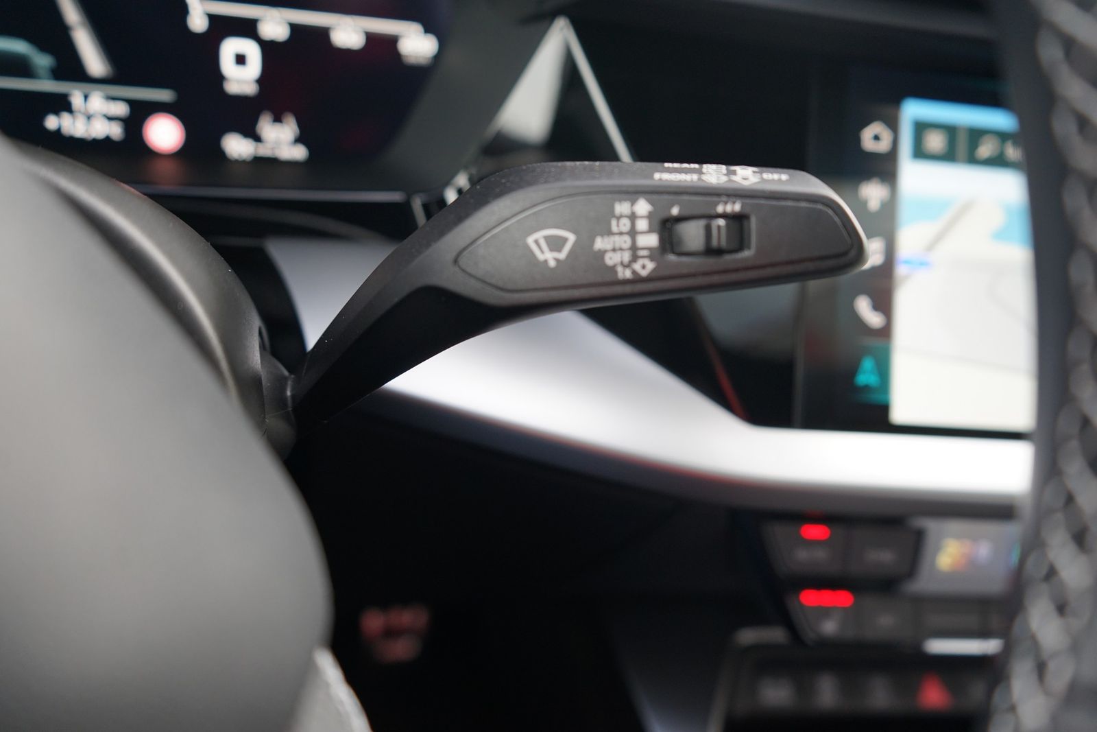 Audi A3 35 TDI Sportback S-Line S-Tronic LED Navi PDC