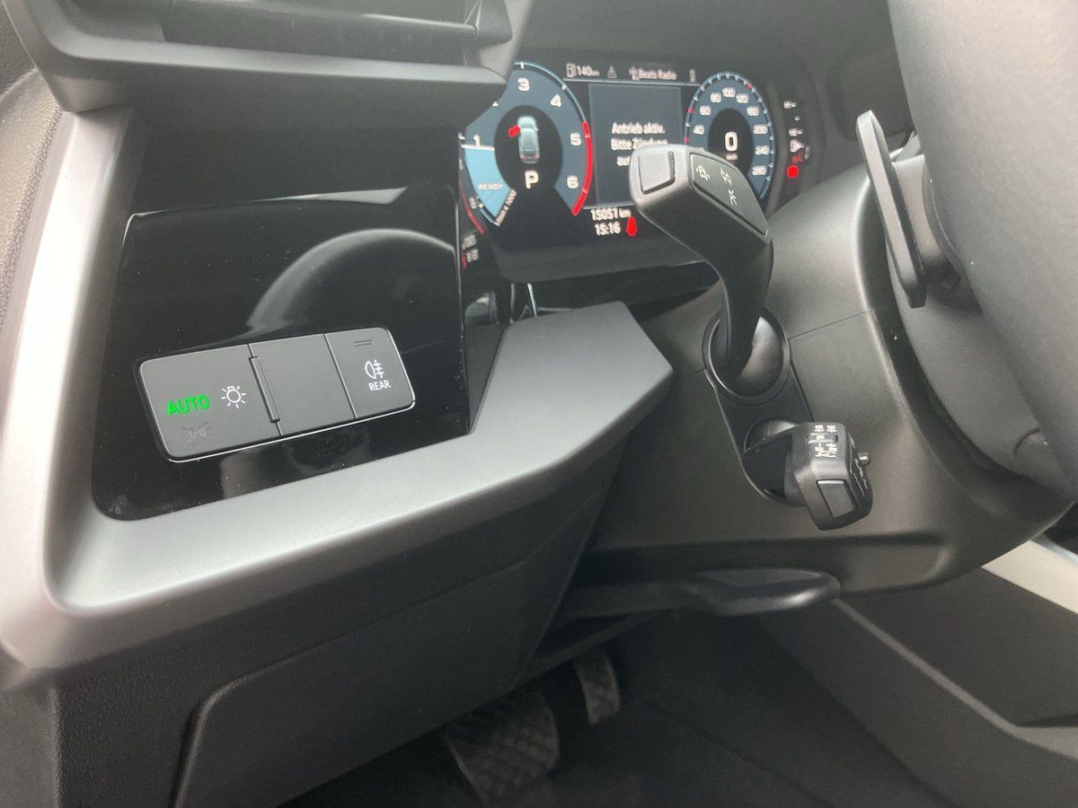 Audi A3 SPORTBACK 30 TDI S-TRONIC LED+ACC+SHZ+PDC+APP