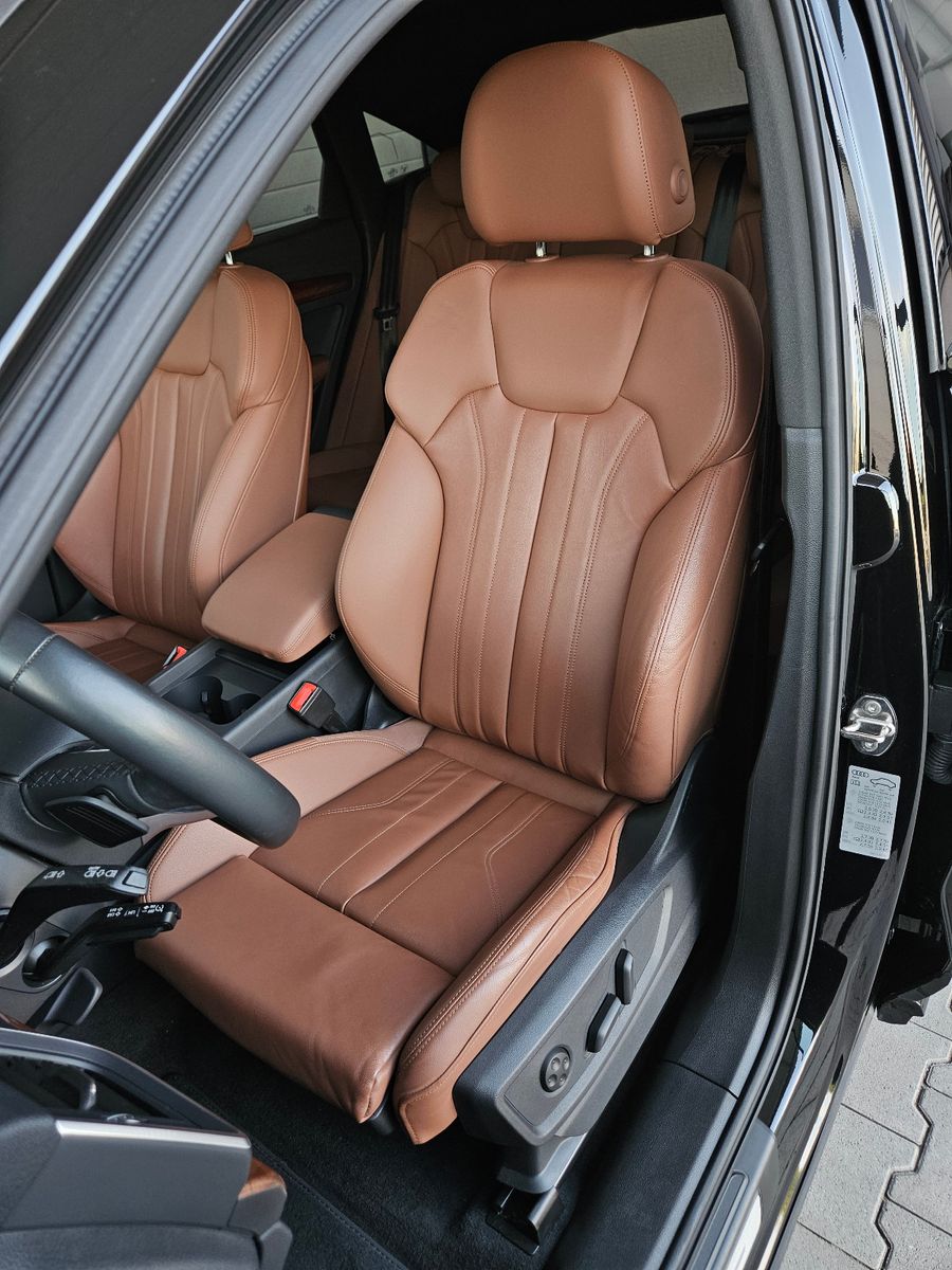 Audi Q5 55 TFSI e Sportback  S line Top Zustand