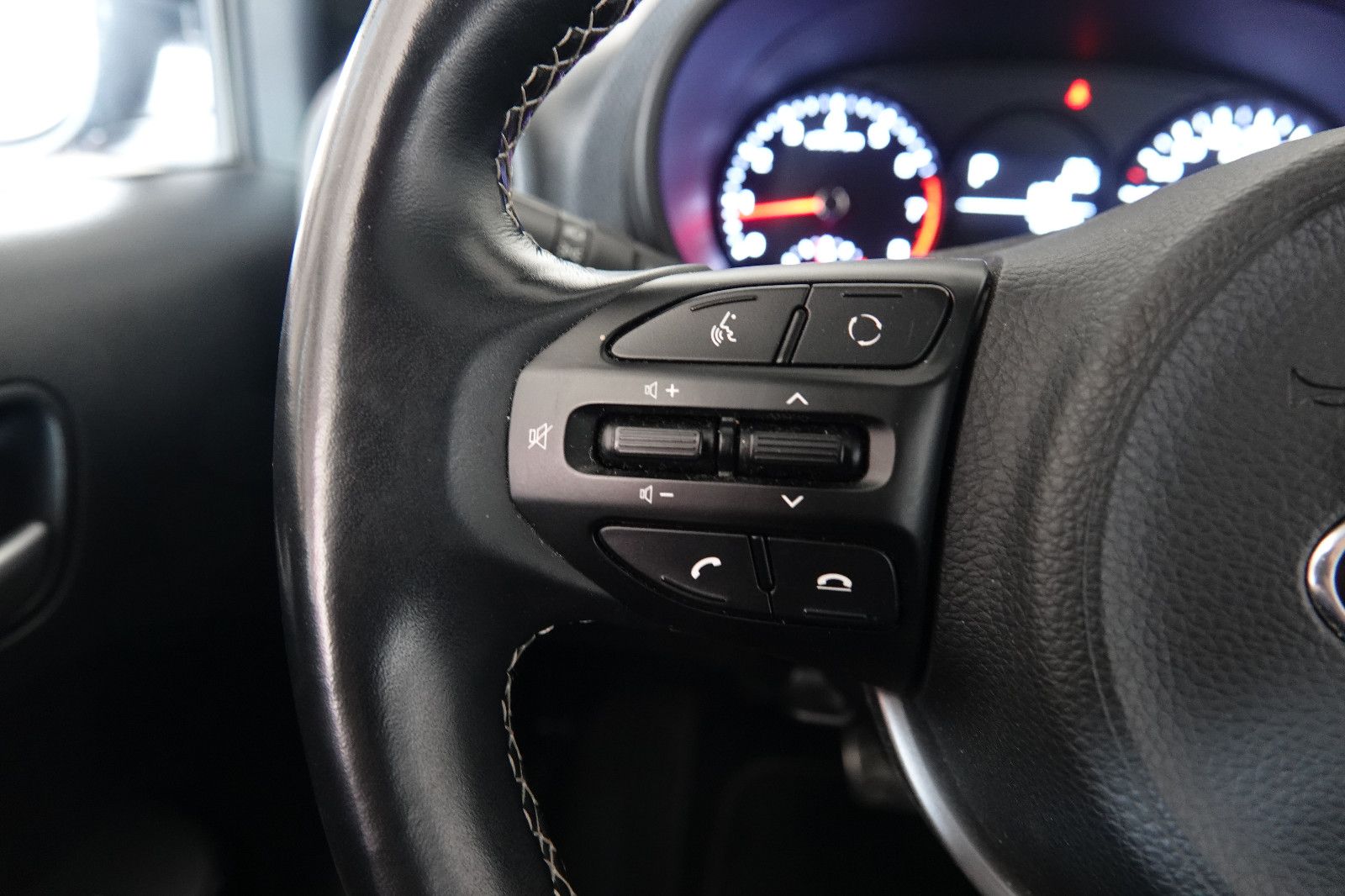 Kia Picanto Spirit - Samsaru's Car Outlet
