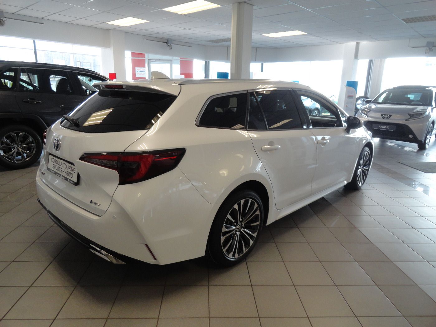 Toyota Corolla 2.0 l Hybrid TS. Teamplayer ACC+LED+Navi
