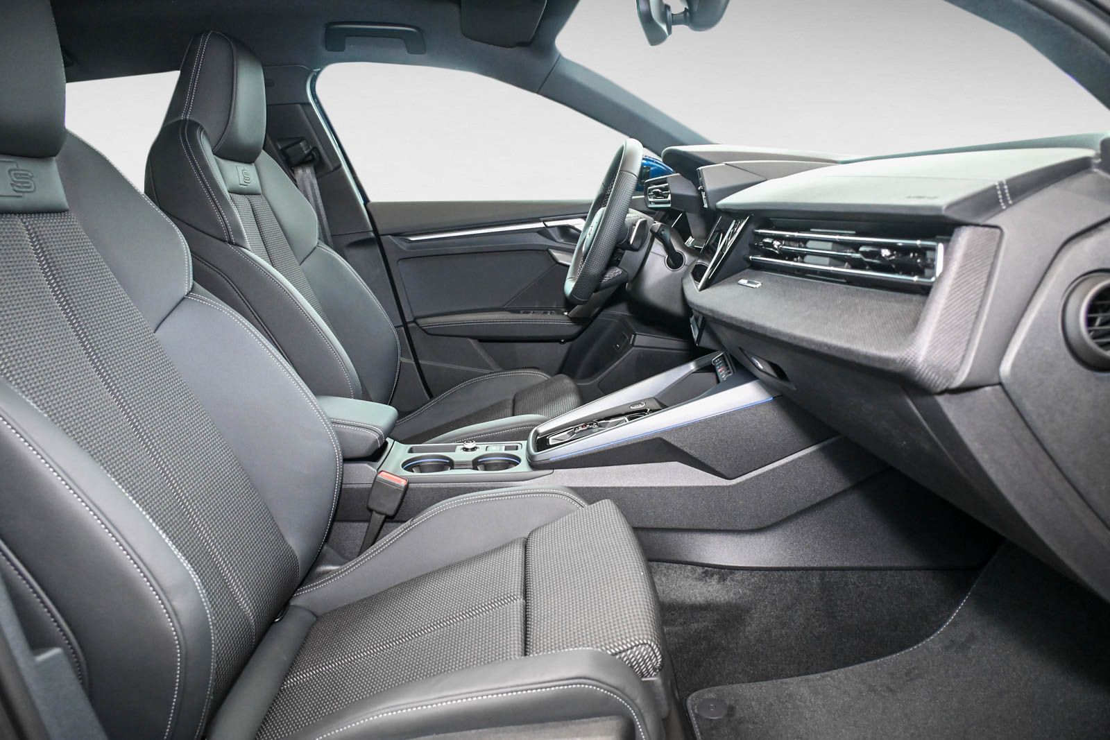 Audi A3 Sportback advanced 35 TFSI S - Samsaru's Car Outlet